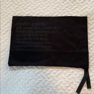 Pedro Garcia dust bag